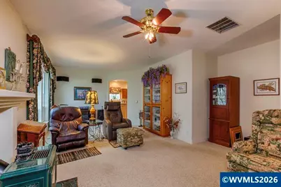 4374 Log Dr NE, Salem, OR 97305 - Photo 19