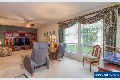 4374 Log Dr NE, Salem, OR 97305 - Photo 15