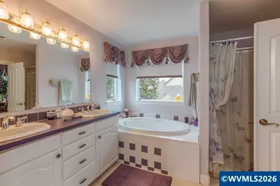 4374 Log Dr NE, Salem, OR 97305 - Photo 11