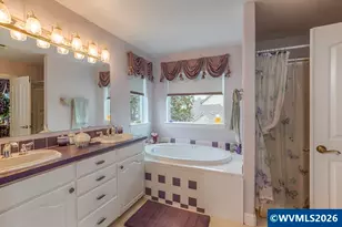 4374 Log Dr NE, Salem, OR 97305 - Photo 11