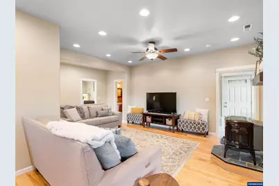 18101 SW Willamina Creek Rd, Willamina, OR 97396 - Photo 15