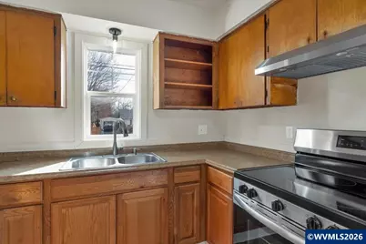 2055 Carleton Wy NE, Salem, OR 97301 - Photo 15