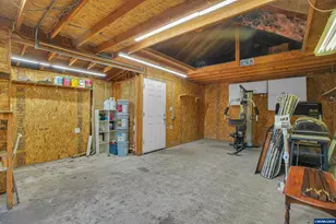 140 21st St NE, Salem, OR 97301 - Photo 43
