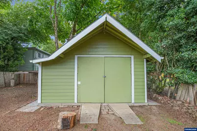 140 21st St NE, Salem, OR 97301 - Photo 41