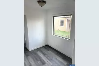 1105 25th Av SW, Albany, OR 97321 - Photo 9