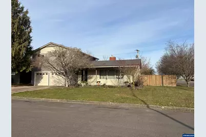 1105 25th Av SW, Albany, OR 97321 - Photo 1