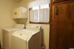 3263 Winslow Way NW, Salem, OR 97304 - Photo 33