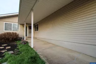 3263 Winslow Way NW, Salem, OR 97304 - Photo 3