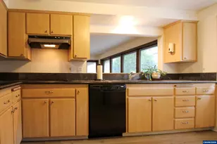 3263 Winslow Way NW, Salem, OR 97304 - Photo 15