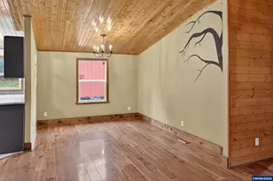 20284 El Romar Dr NE Dr, Scotts Mills, OR 97375 - Photo 7