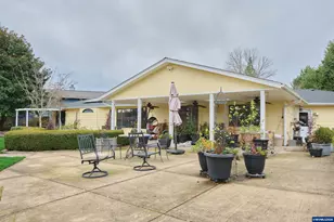 4608 Marguerite St NE, Salem, OR 97305 - Photo 33