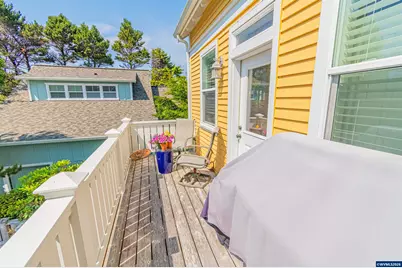 319 Kinnikinnick Wy, Depoe Bay, OR 97341 - Photo 5
