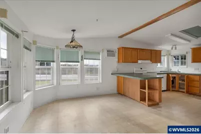 6195 SW Country Club Dr, Corvallis, OR 97333 - Photo 17