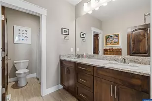 8683 Drury Ln S, Salem, OR 97306 - Photo 23