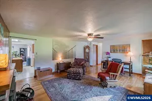 30563 Fairview Rd, Lebanon, OR 97355 - Photo 11