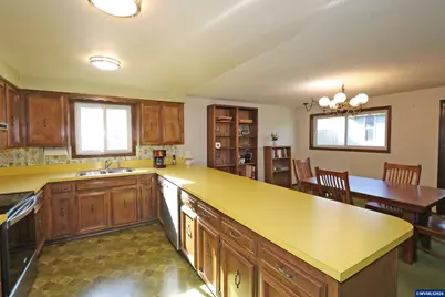 495 Buckboard Ct SE, Salem, OR 97317 - Photo 9