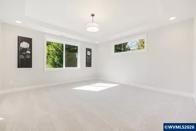 1915 Royal Crown Av NW, Salem, OR 97304 - Photo 13