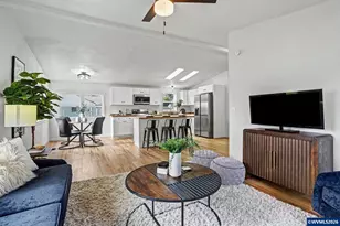 3735 Knox Butte Rd E Rd, Albany, OR 97322 - Photo 9