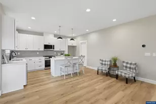 1774 Ammon St NW, Salem, OR 97304 - Photo 13
