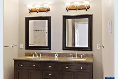 33960 Viewcrest Dr NE, Albany, OR 97322 - Photo 17