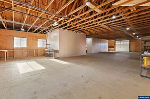 33960 Viewcrest Dr NE, Albany, OR 97322 - Photo 31