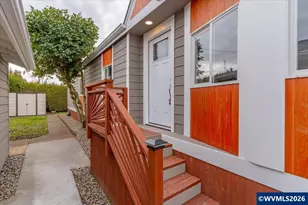 5422 Portland Rd NE, Salem, OR 97305 - Photo 5