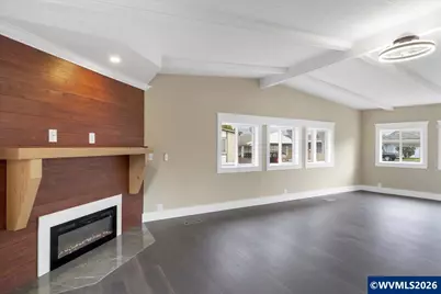 5422 Portland Rd NE #111, Salem, OR 97305 - Photo 17