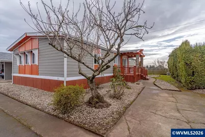 5422 Portland Rd NE #111, Salem, OR 97305 - Photo 1