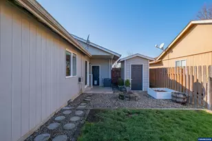 1023 S 10th St, Lebanon, OR 97355 - Photo 29