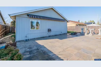 1023 S 10th St, Lebanon, OR 97355 - Photo 25