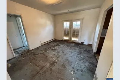 1690 Mill St SE, Salem, OR 97301 - Photo 9