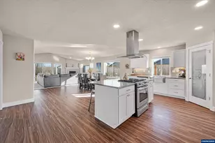 475 S 10th St, Monroe, OR 97456 - Photo 13