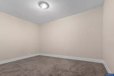 451 Oak Terrace St, Sweet Home, OR 97386 - Photo 35