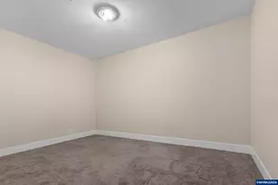 451 Oak Terrace St, Sweet Home, OR 97386 - Photo 35