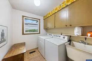 3982 Ash Ave SE, Salem, OR 97302 - Photo 39