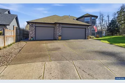 2033 West Park Ct NW, Salem, OR 97304 - Photo 3