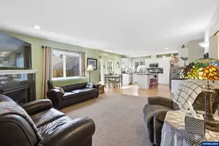 2033 W Park Ct NW, Salem, OR 97304 - Photo 23