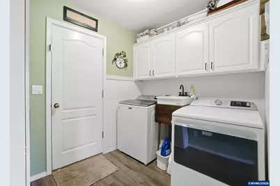 2033 West Park Ct NW, Salem, OR 97304 - Photo 27