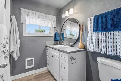 1051 W Oak St, Lebanon, OR 97355 - Photo 11