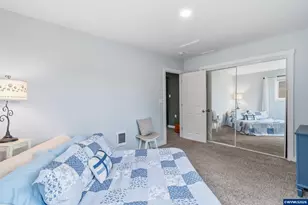 1051 W Oak St, Lebanon, OR 97355 - Photo 15