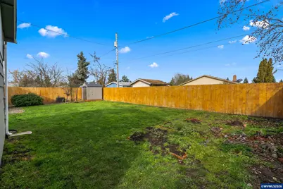 1051 W Oak St, Lebanon, OR 97355 - Photo 29