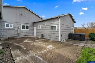 1051 W Oak St, Lebanon, OR 97355 - Photo 27