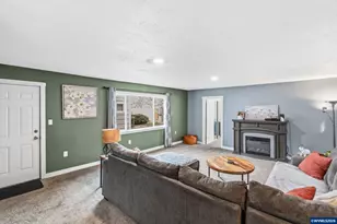 1051 W Oak St, Lebanon, OR 97355 - Photo 11