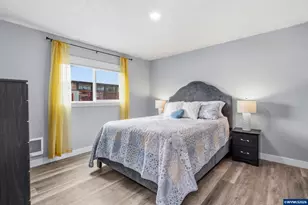 1051 W Oak St, Lebanon, OR 97355 - Photo 15