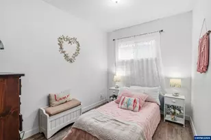 1051 W Oak St, Lebanon, OR 97355 - Photo 23