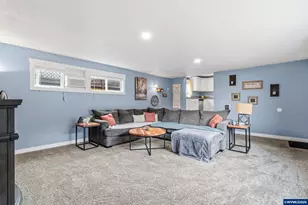 1051 W Oak St, Lebanon, OR 97355 - Photo 13