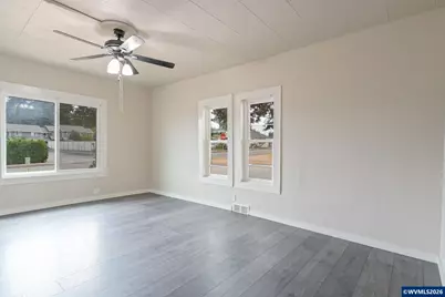 229 NE Maple St, Sublimity, OR 97385 - Photo 13