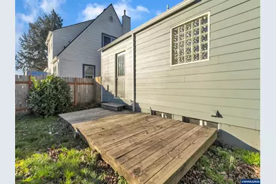 2270 Center St, Salem, OR 97301 - Photo 25