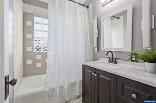 2270 Center St, Salem, OR 97301 - Photo 17