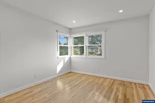 1093 Icel Ct NE, Salem, OR 97301 - Photo 17